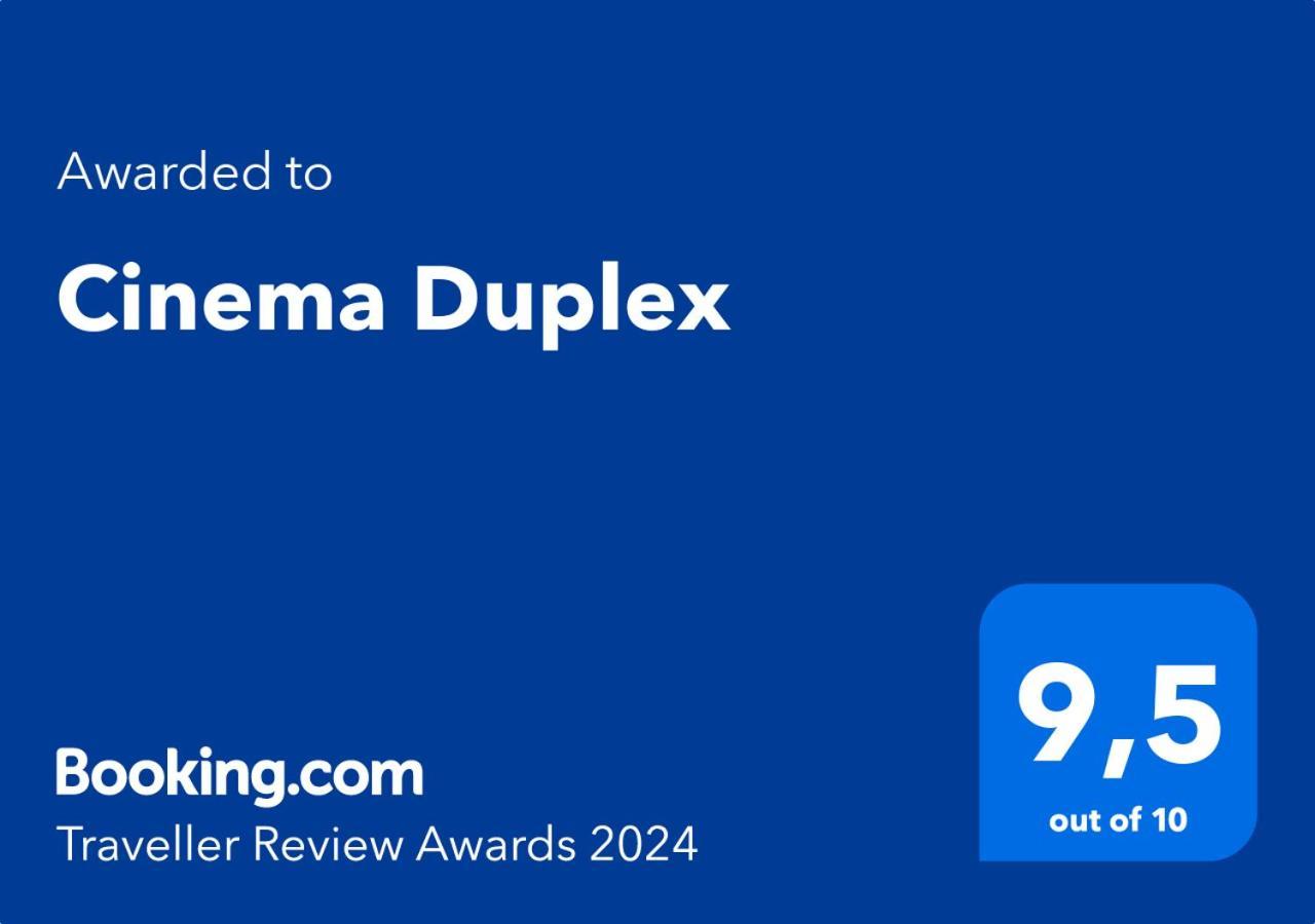 Cinema Duplex Apartment กัลเป ภายนอก รูปภาพ