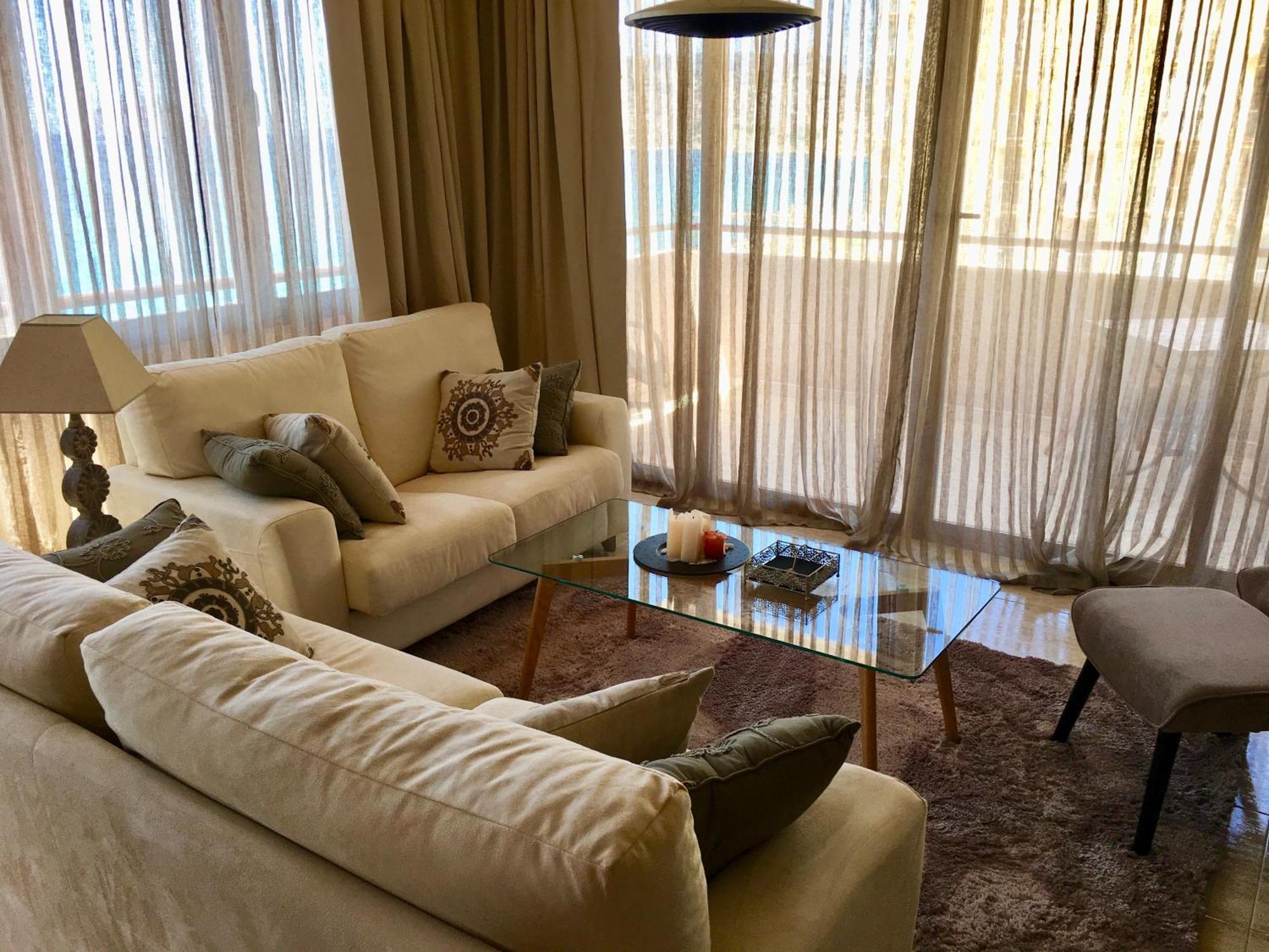 Cinema Duplex Apartment กัลเป ภายนอก รูปภาพ