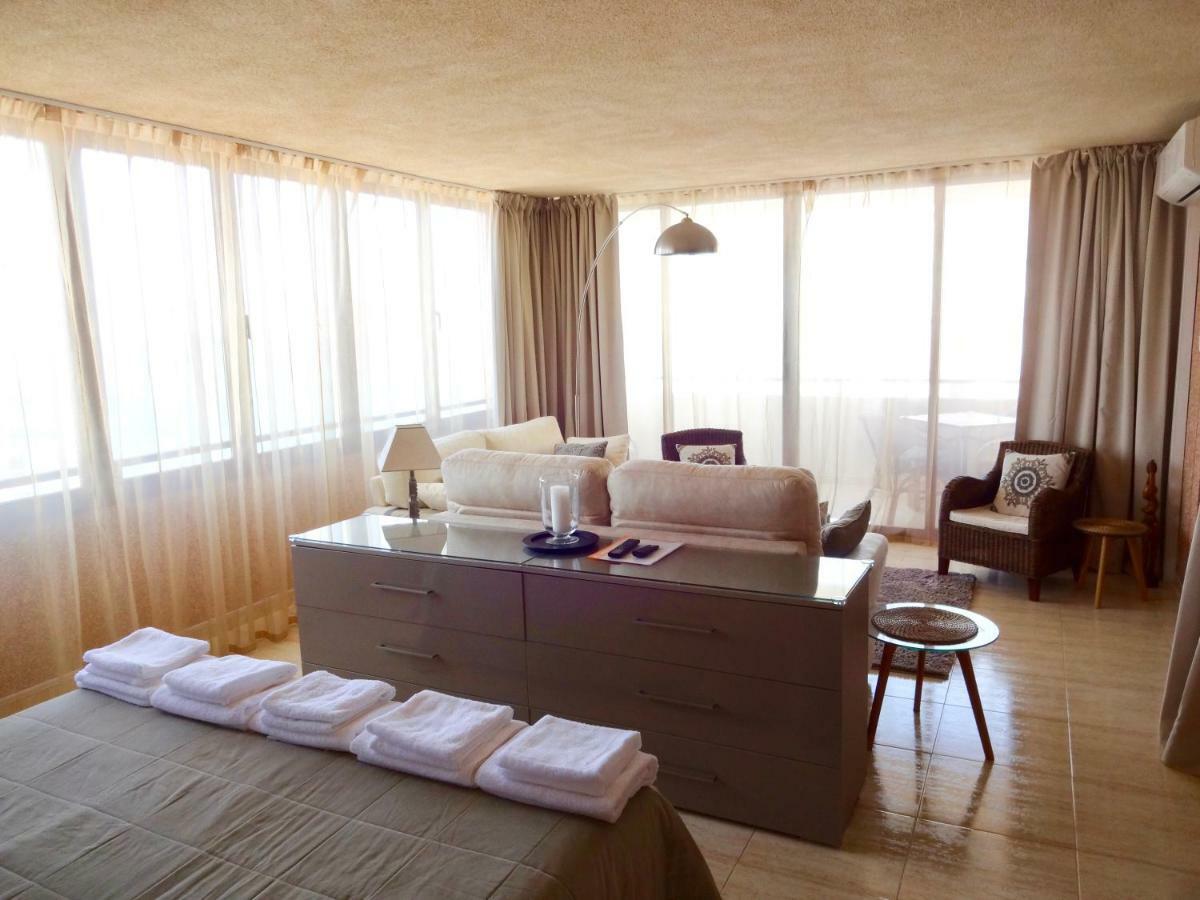Cinema Duplex Apartment กัลเป ภายนอก รูปภาพ