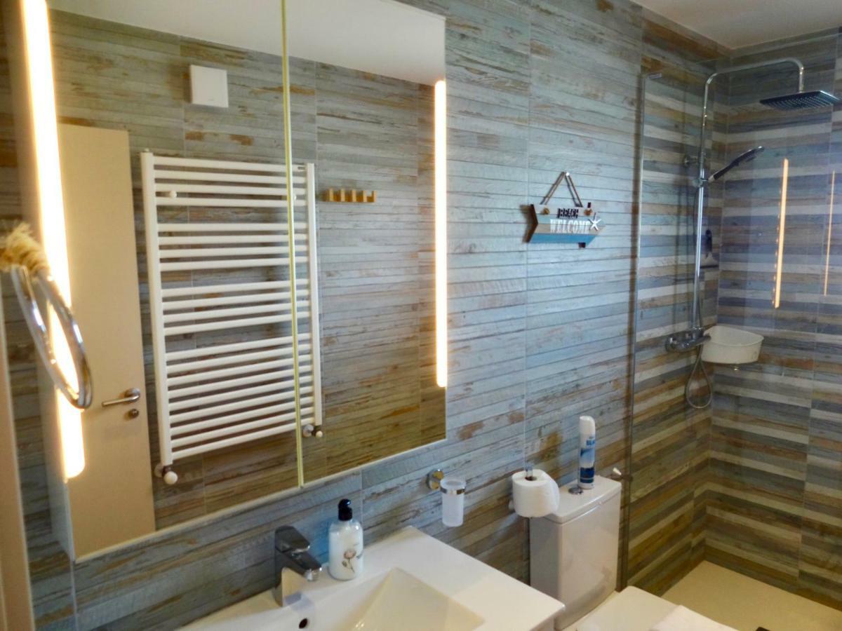 Cinema Duplex Apartment กัลเป ภายนอก รูปภาพ